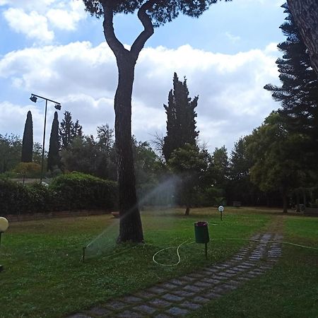 Aurelia Antica Terrace Apt Free Pool And Parking ローマ エクステリア 写真